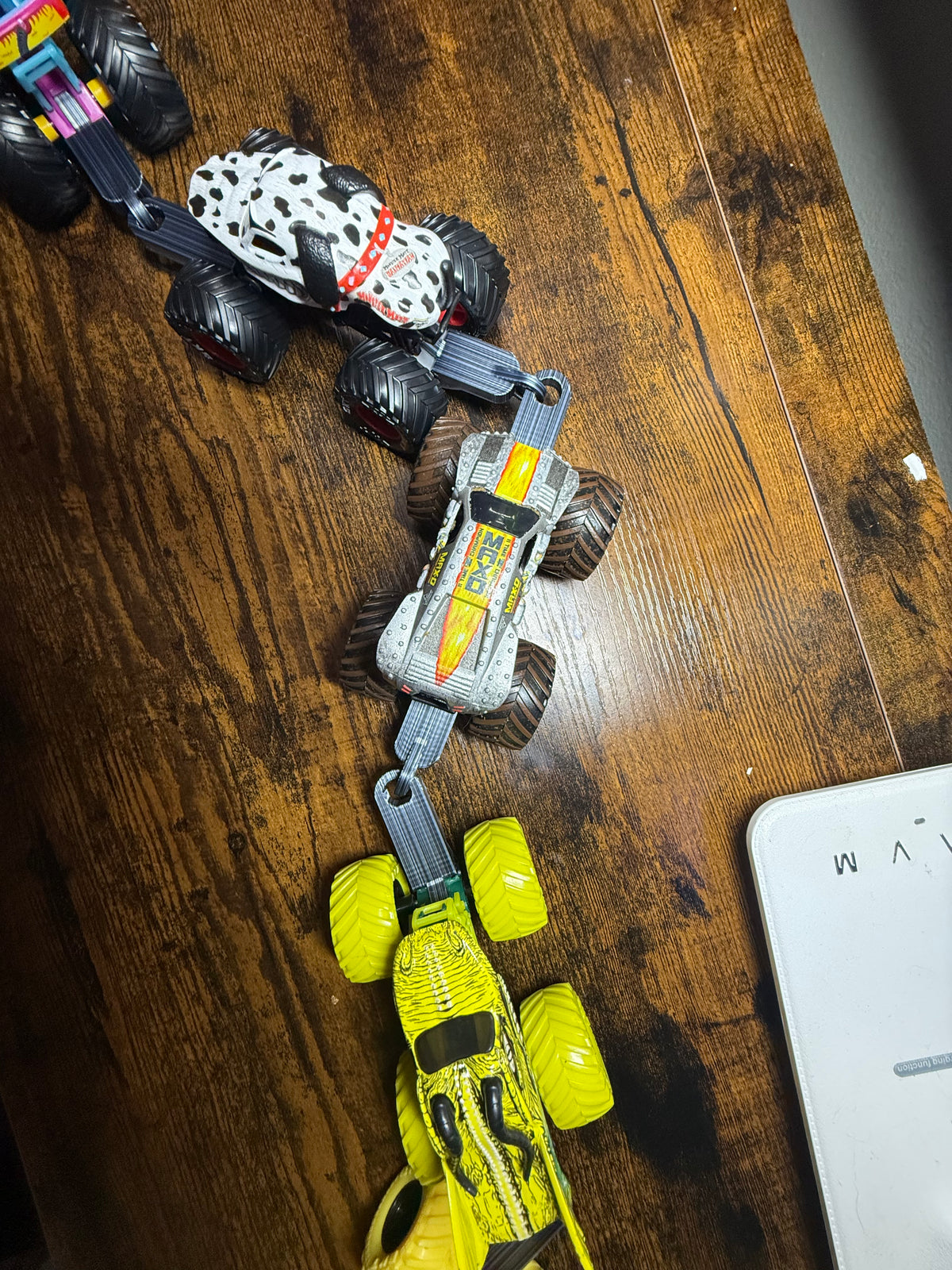 1:64 Monster Truck Train Connectors (4-Pack)