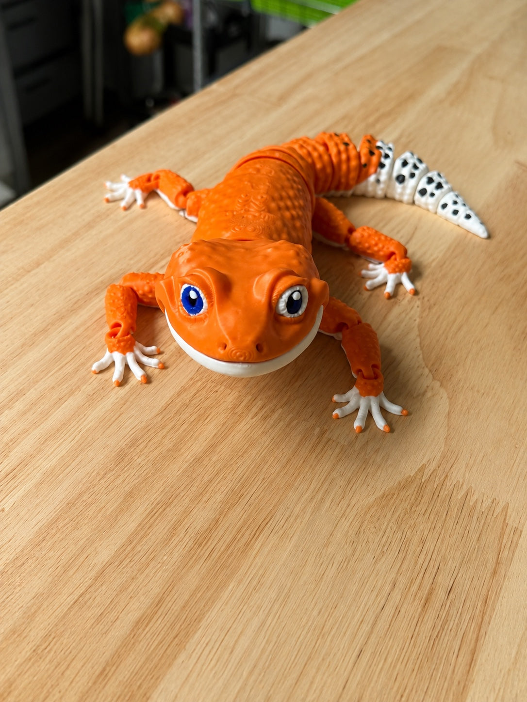 Custom Articulated Leopard Gecko – 10.5"