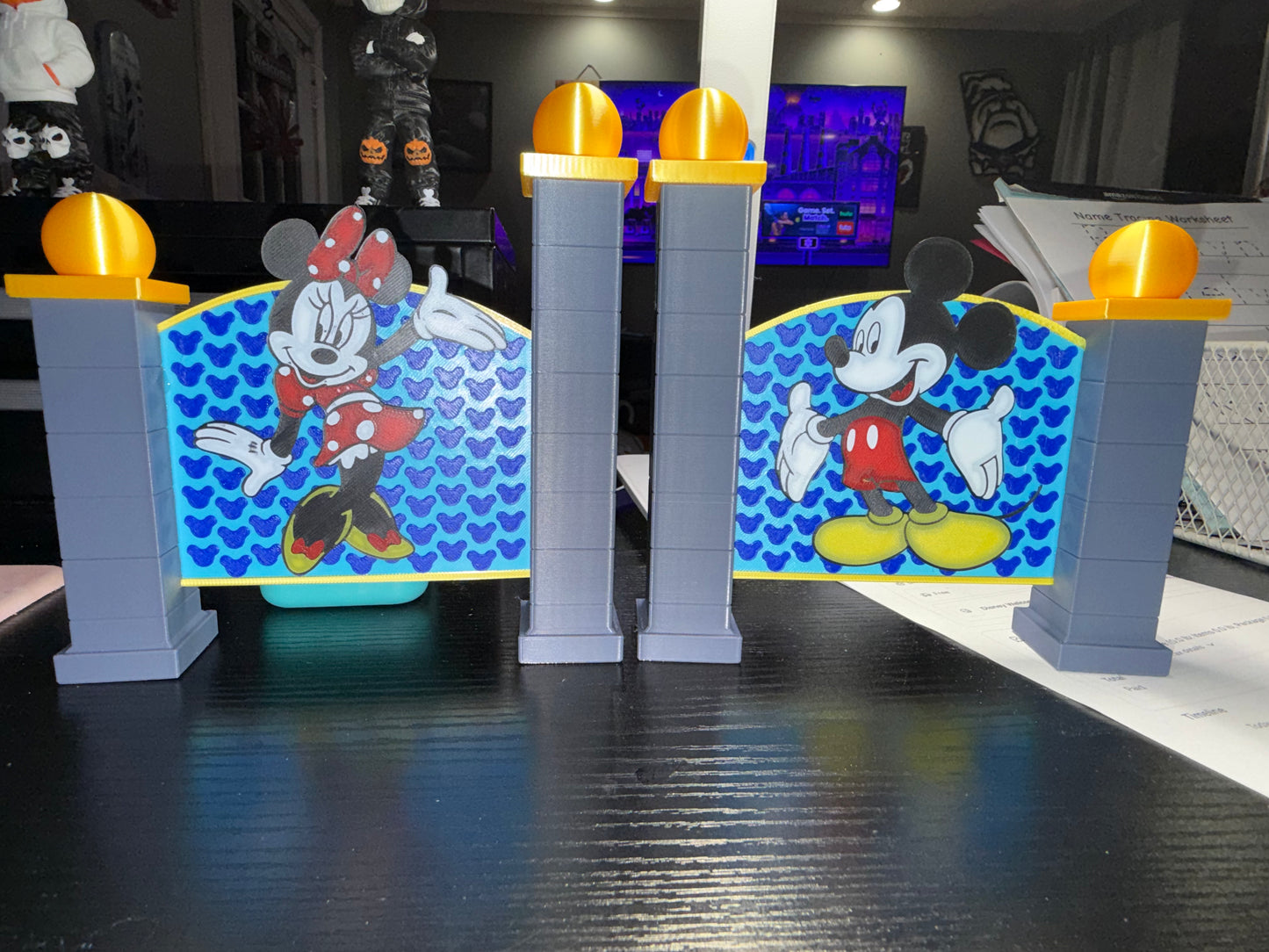 Magical Vacation Entrance Gate Display